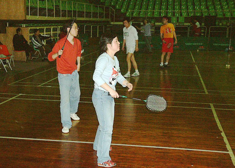 羽毛球|成都公社每周四川体育馆羽毛球聚会 2003