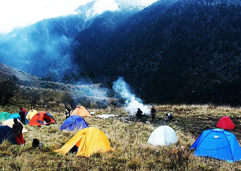露营|成都公社深秋徒步露营巴朗山邓生 2004
